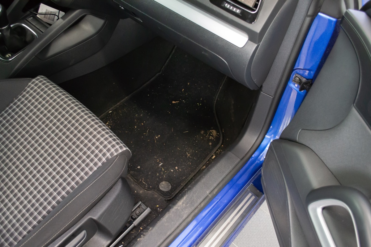 Před mytím - koberečky