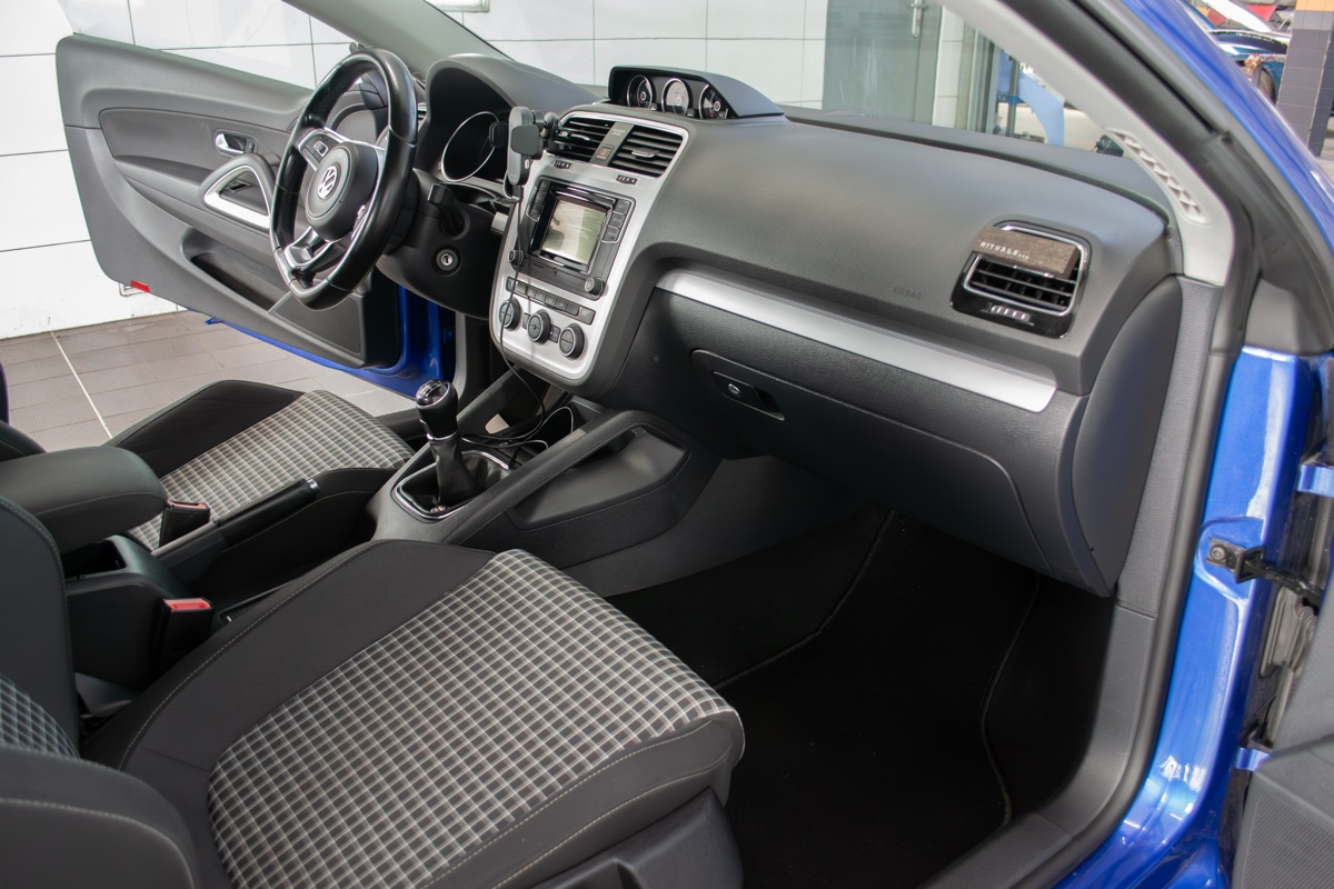 Po mytí - přední interiér