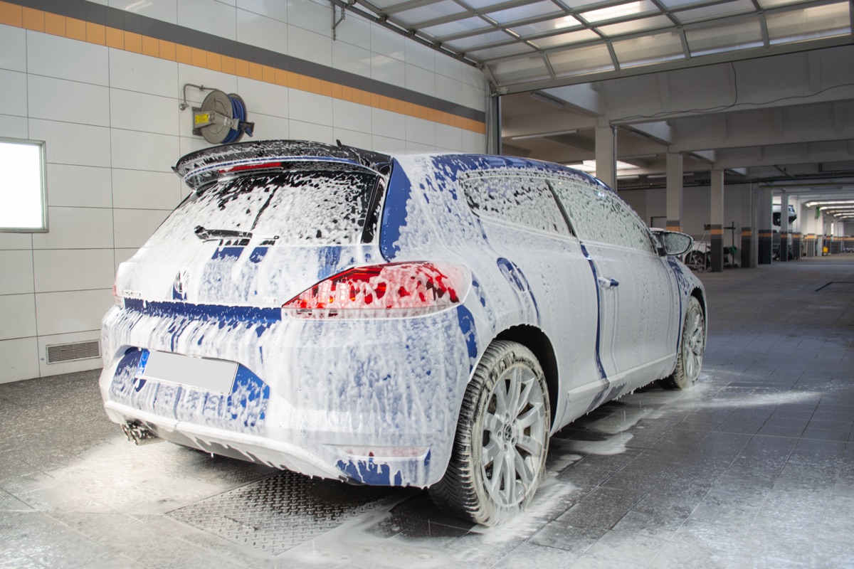 Během mytí - zadní část